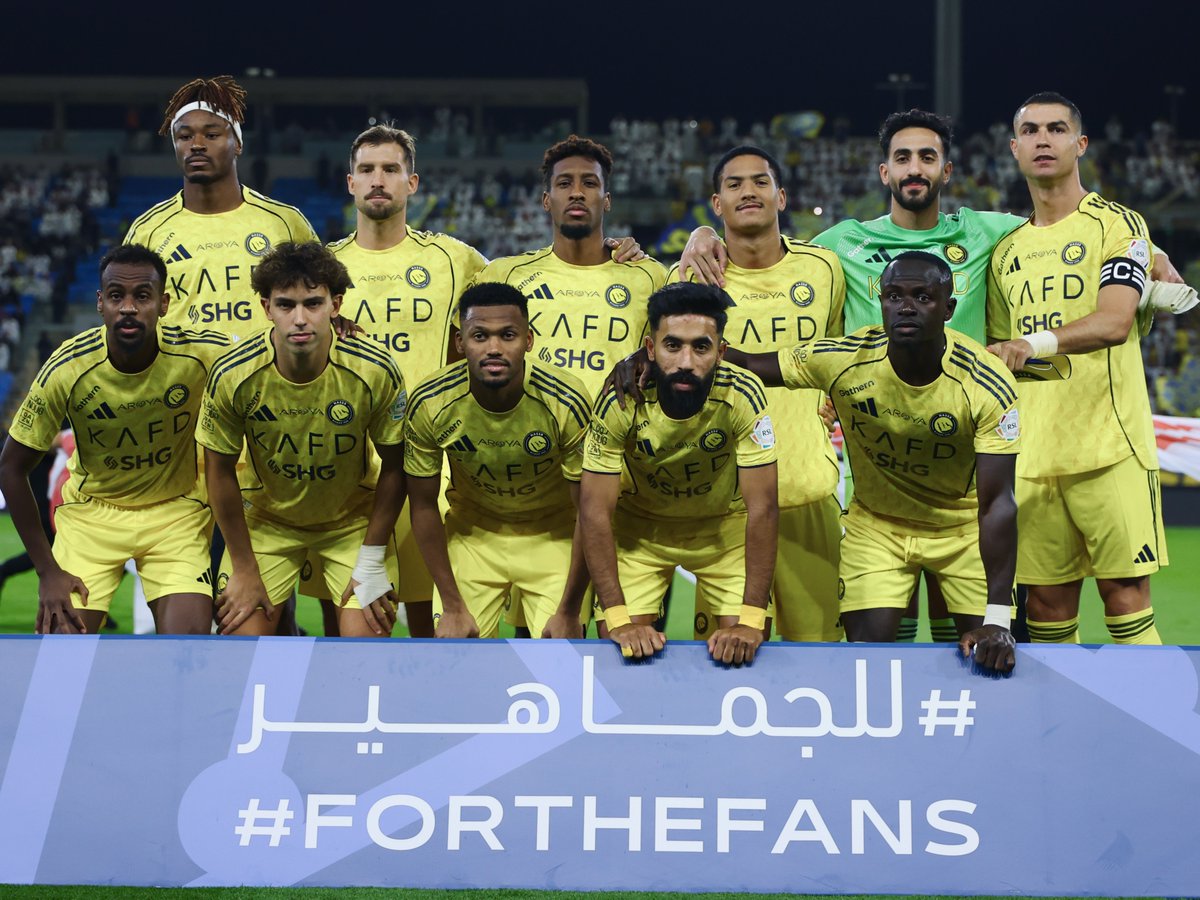 اللهم في هذي العشر الأواخر اكرمنا فرحة تحقيق الدوري واسيا اللهم وفق النصر ف المباريات القادمة اللهم انصر النصر على الظالمين اللهم حقق مراد كل نصراوي ونصراويه  اللهم نصر منتصرا من بطوله الى بطولة واللهم يجعله من نصيبنا ويقبل دعوتنا
💙💛💙💛🤲🤲🤲🤲🤲🤲💙💛💙