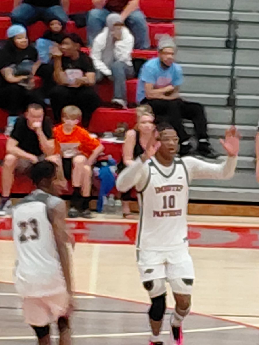 chick gillespie tweet media