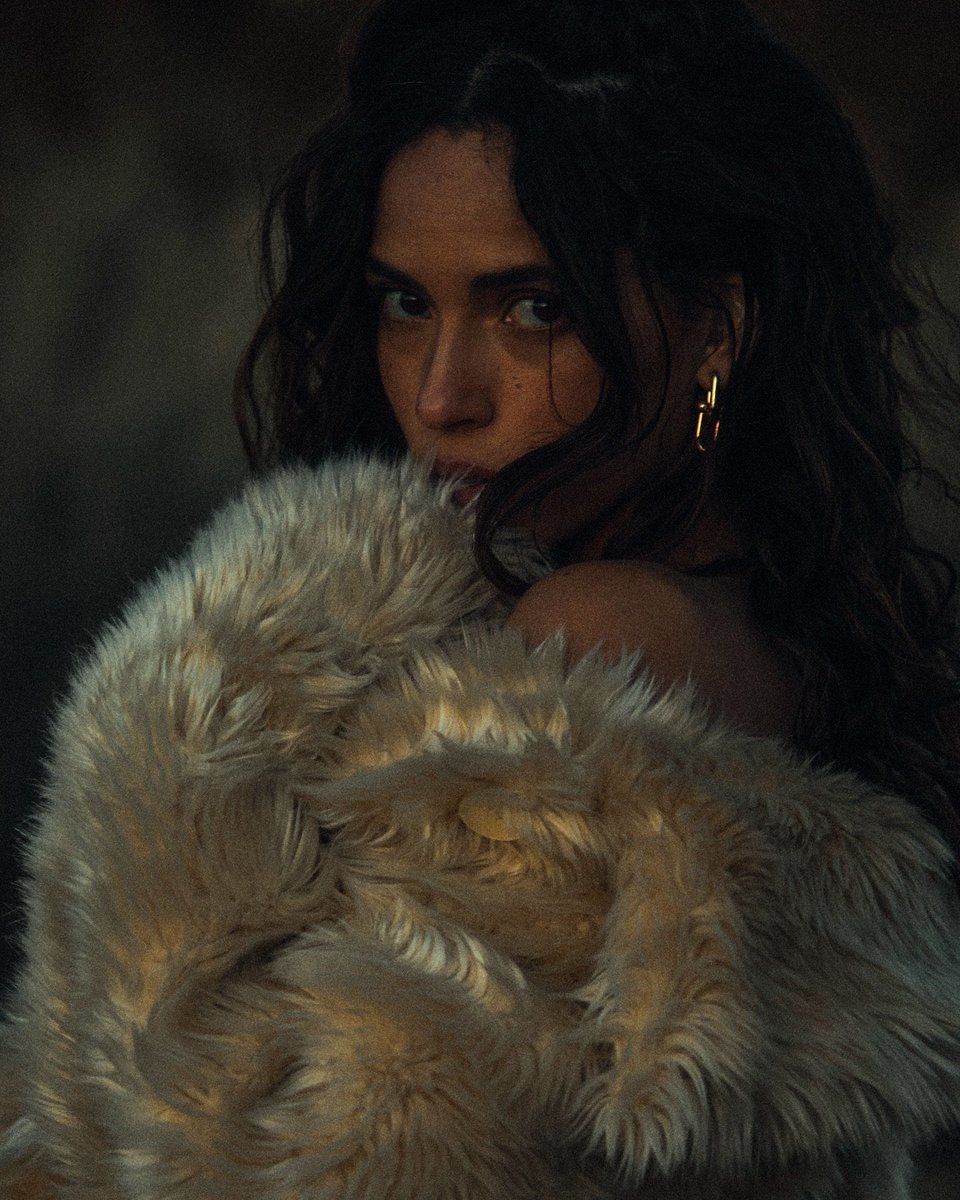 Adria Arjona Updates tweet media