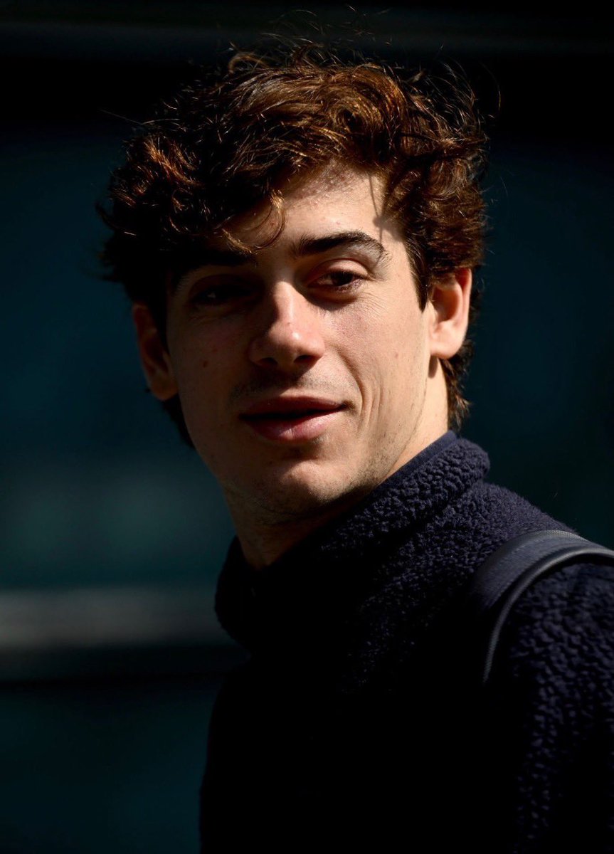 dailycolapinto's tweet photo. 🚨 | FRANCO COLAPINTO LLEGANDO AL PADDOCK!

#F1 | #ChineseGP 🇨🇳 https://t.co/w6DtMarrRu