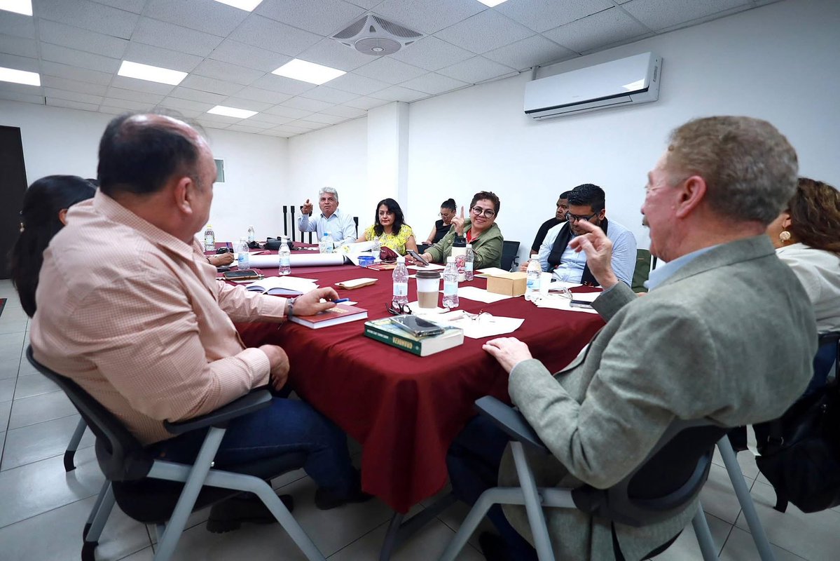 Fanny Zapp tweet media