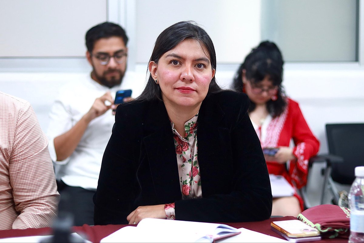 Fanny Zapp tweet media