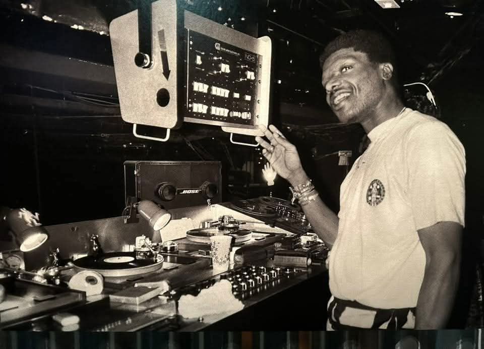 音鳴つむぎ 🏠🌾💜ハウスDJ系VTuber / VRDJ (DJ tsumugi) tweet media