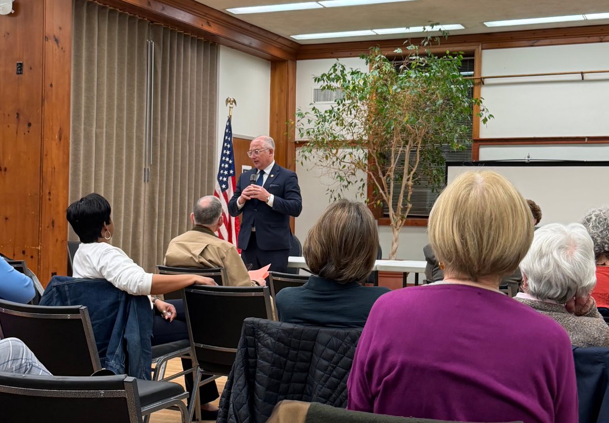 Kent Smith tweet media