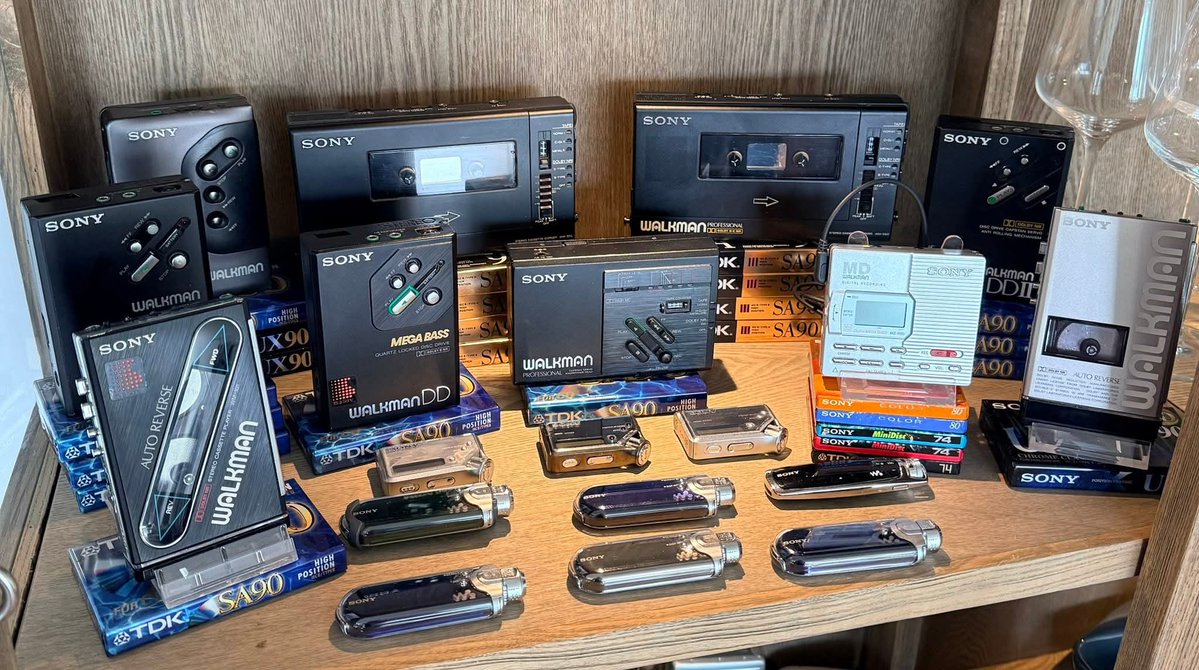 Red＆Blue tweet media