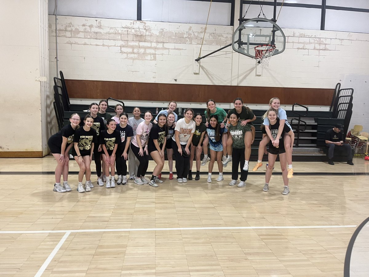 Coach Lovett tweet media