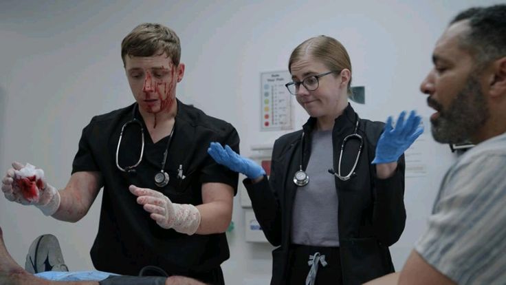 this is in the top ten funniest frames in da pitt