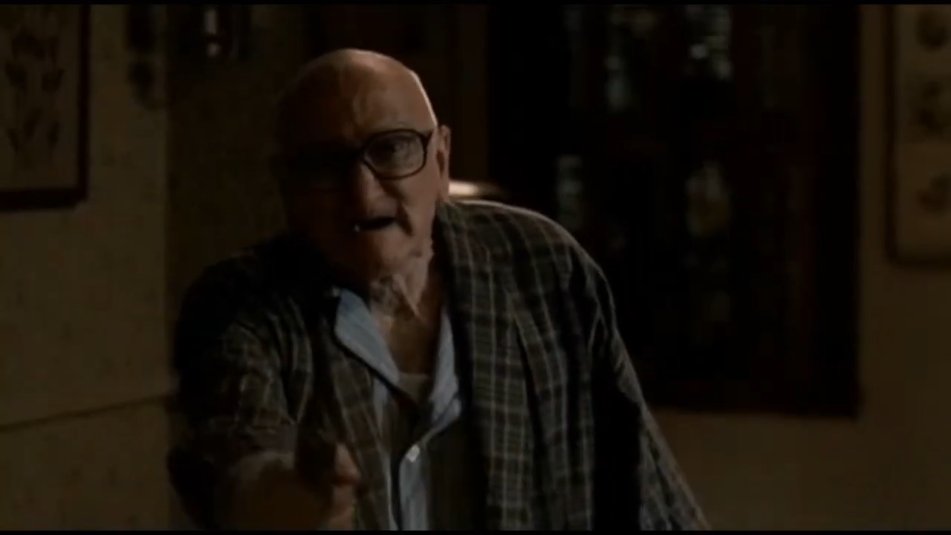 TheShinBatman84's tweet photo. On March 12, 2006. The Sopranos S6:EP1 "Members Only." aired 20 years ago!
#TheSopranosSeason6MembersOnly20thAnniversary #RIPJamesGandolFini #RIPFrankVincent #RIPJerryAdler #DavidChase https://t.co/dh52ockFzH