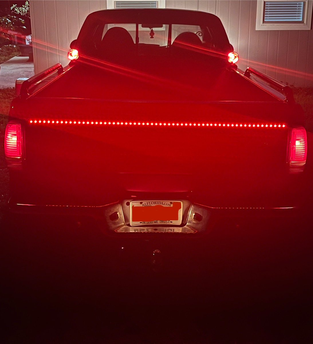 (NTLD) The Shark Rancher LUXMedia♋️ *LIT* tweet media