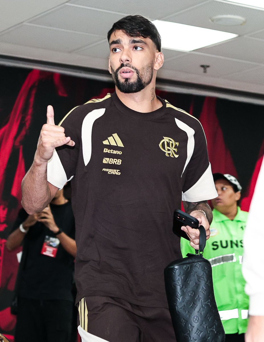 QUE PARTIDA ABSURDA DO LUCAS PAQUETÁ 

JAMAIS COMPAREM COM O GERSONECA