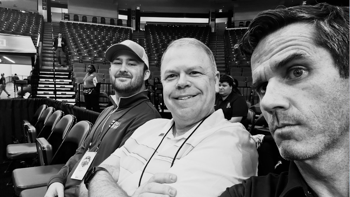 3 Man Front tweet media