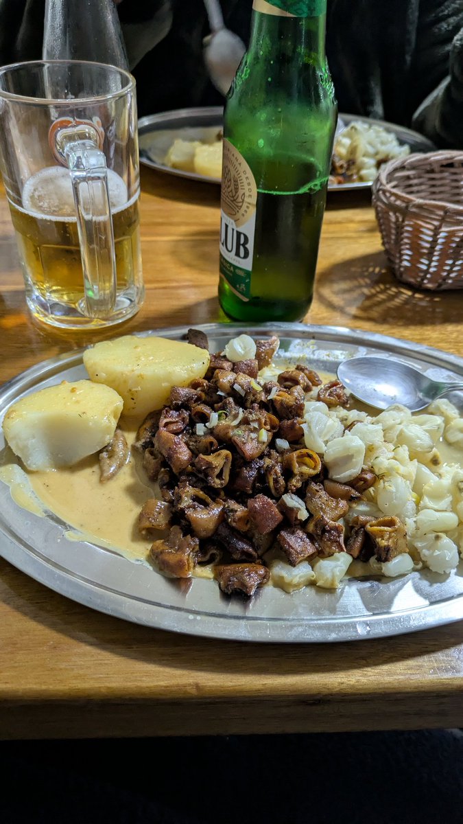 ghserrano's tweet photo. Disfrutando en #Quito de una deliciosa #tripa #mishki doble!!! https://t.co/jwlJDaKqh7
