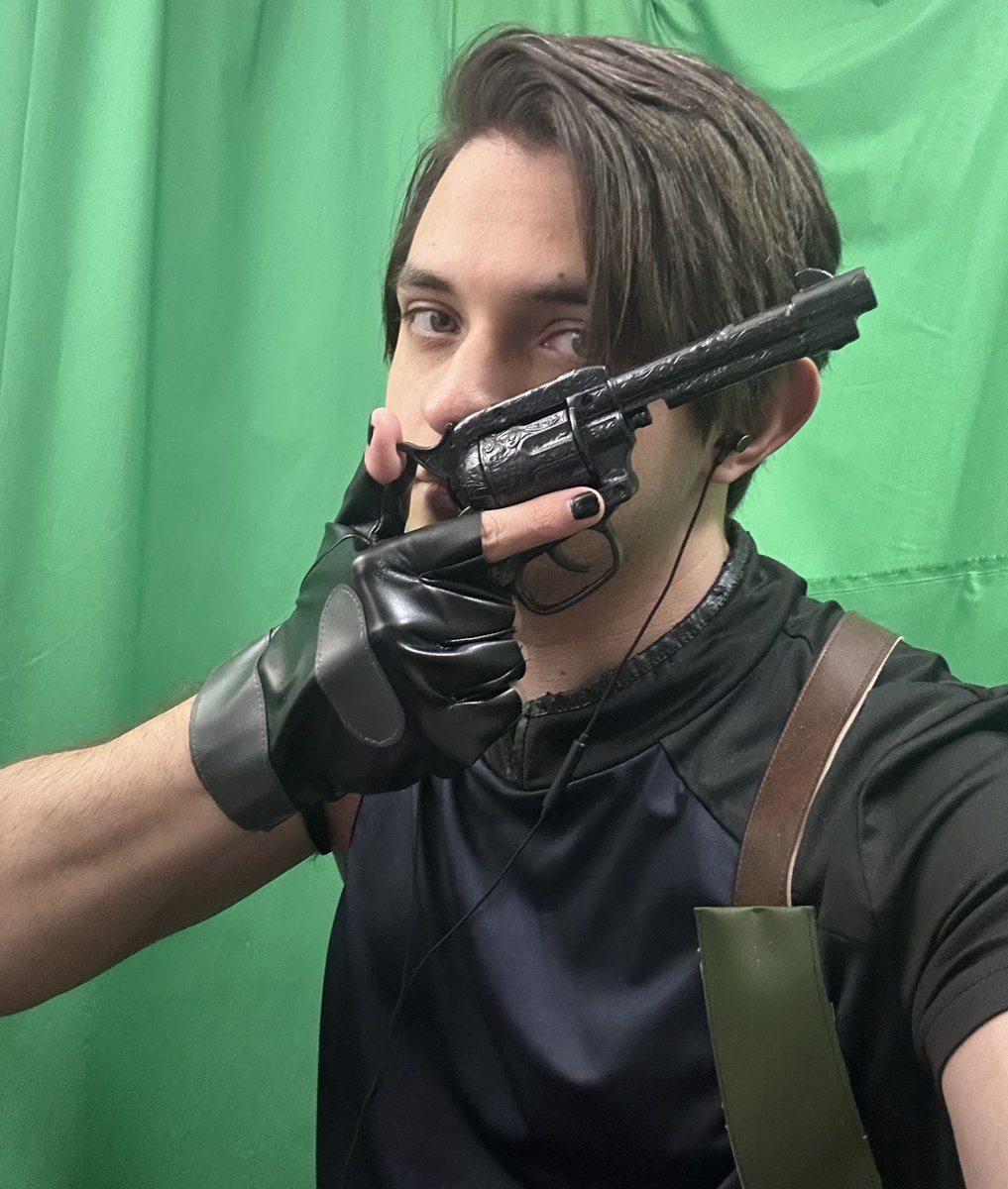 Devin🖤 tweet media