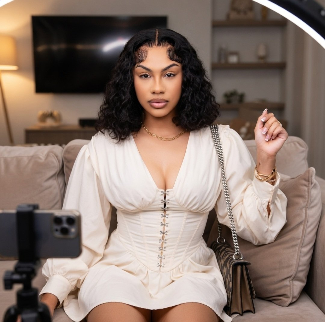 PrimetvTea's tweet photo. Lex stuns in upcoming q &amp; a😍👀 https://t.co/x4ywdb6UoK