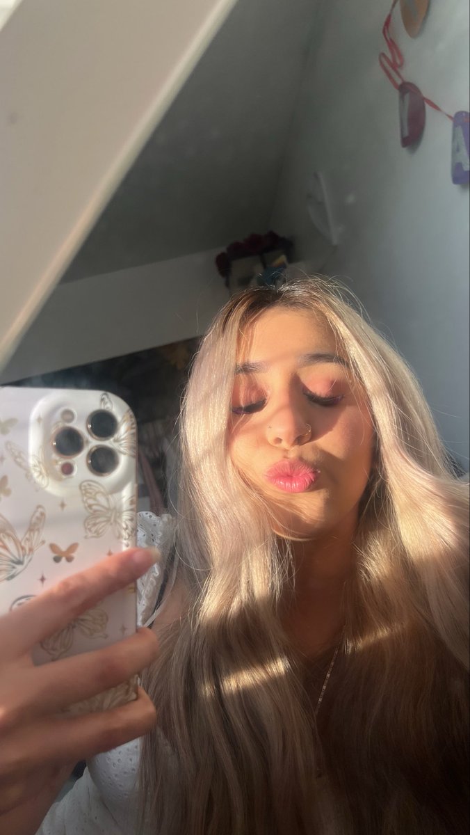 Karlaislas160's tweet photo. 💗 https://t.co/BZCOSpkQgv