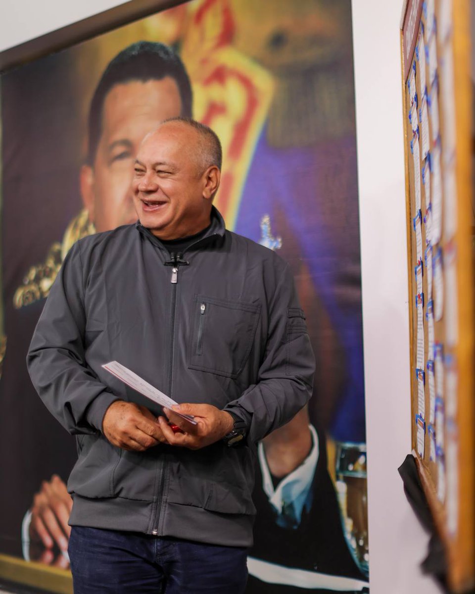 jileduardoPSUV's tweet photo. Epa @dcabellor nos vemos en Elorza!! 

#NoTeVistaQueNoVas https://t.co/QH71gcTDjA