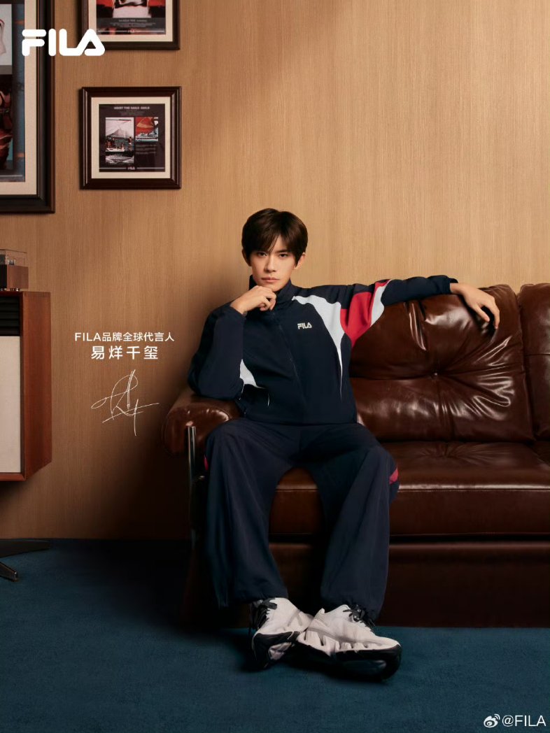 千玺.1128_FallinginJacksonYee tweet media