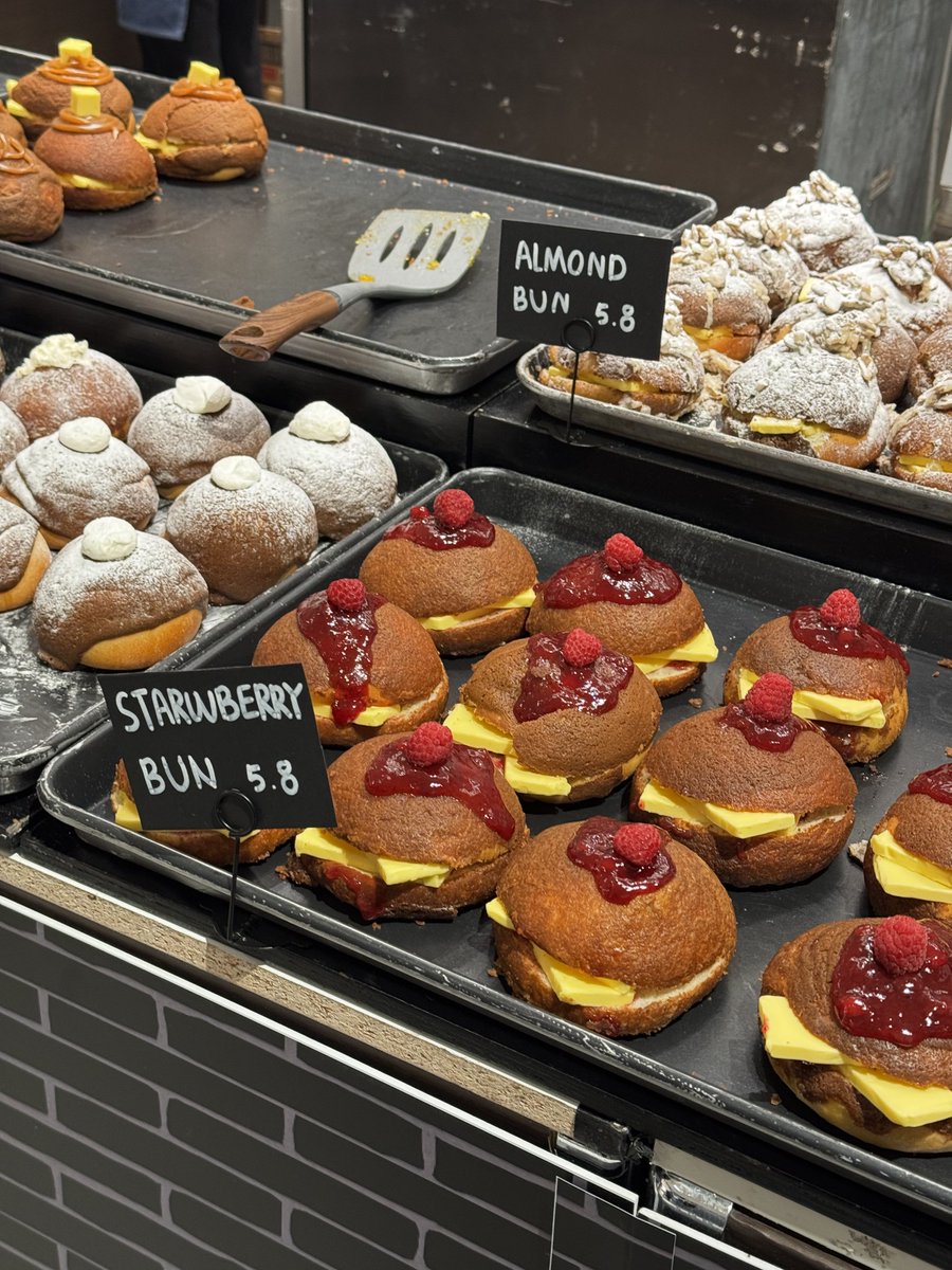 여기서 일하시는 분들 이거 어케 참아여????
진심 리스펙