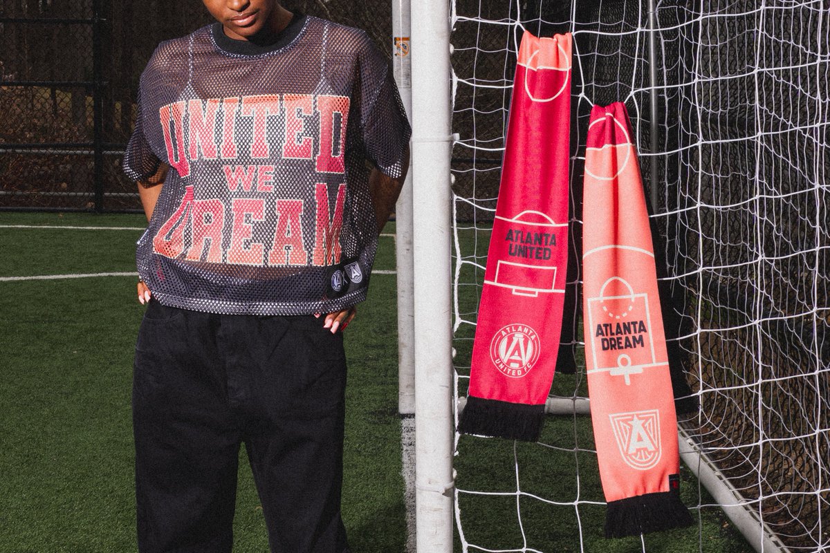 Meghan L. Hall tweet media