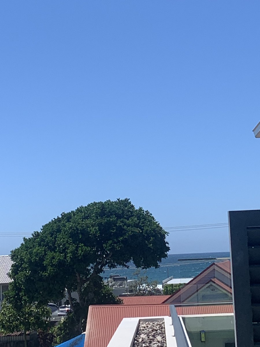 Naddleslee's tweet photo. So close but so far. It’s #Boiling today 😓https://t.co/QKfPsQakKN https://t.co/HC5RkSBVxq