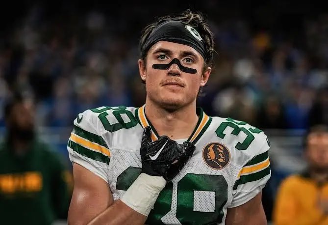 Packers_Mx's tweet image. Adiós al "Safety" que conquistó Green Bay 🧀👋

Se confirma: Zayne Anderson deja a los Packers para unirse a los Miami Dolphins. 

El especialista en equipos especiales y safety de 29 años seguirá los pasos de su coordinador defensivo, Jeff Hafley, hacia el sur de Florida tras no