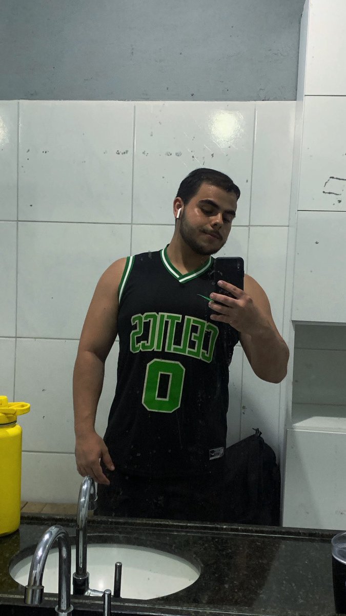 kauex26's tweet photo. Treino de hoje foi uma deli deli https://t.co/cVuJQDbm1K
