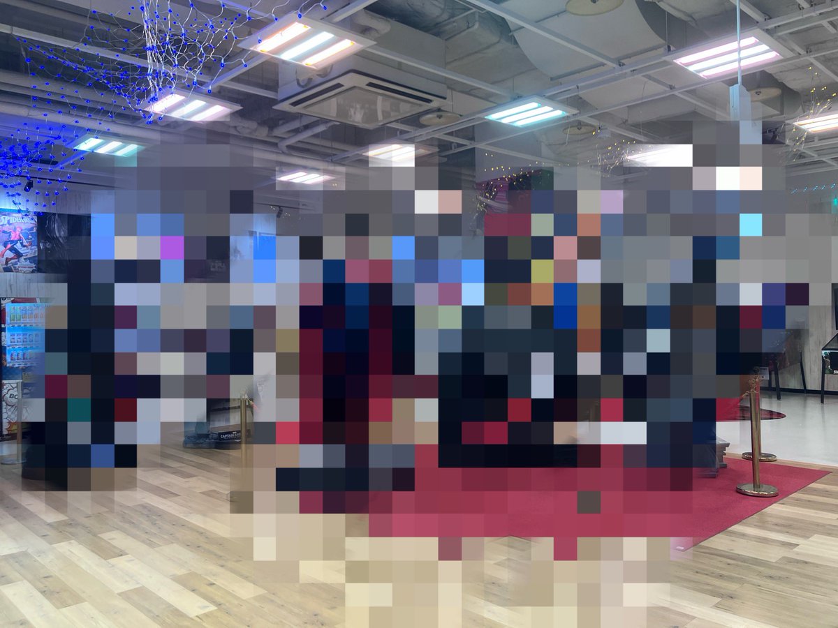 初日凸　#コミコンショップ