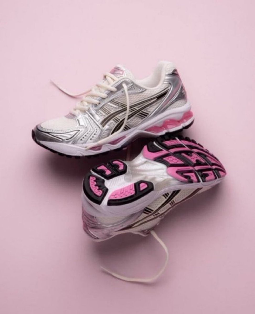 snkr_twitr's tweet photo. AD: Sizes added: ASICS Gel-Kayano 14 'Cream/Sweet Pink'

Shop -> https://t.co/dKVDI94QOY https://t.co/L3D0nhu47v