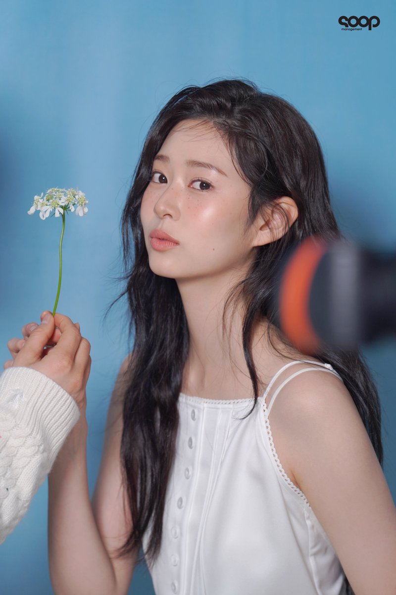 soop_ent's tweet photo. 이렇게 청량미 대방출 해놓고
금요일에만 오면 우리는 어떡하라고 .*+'⭐️🌙🌼'+*. https://t.co/uWECtuSGqr
