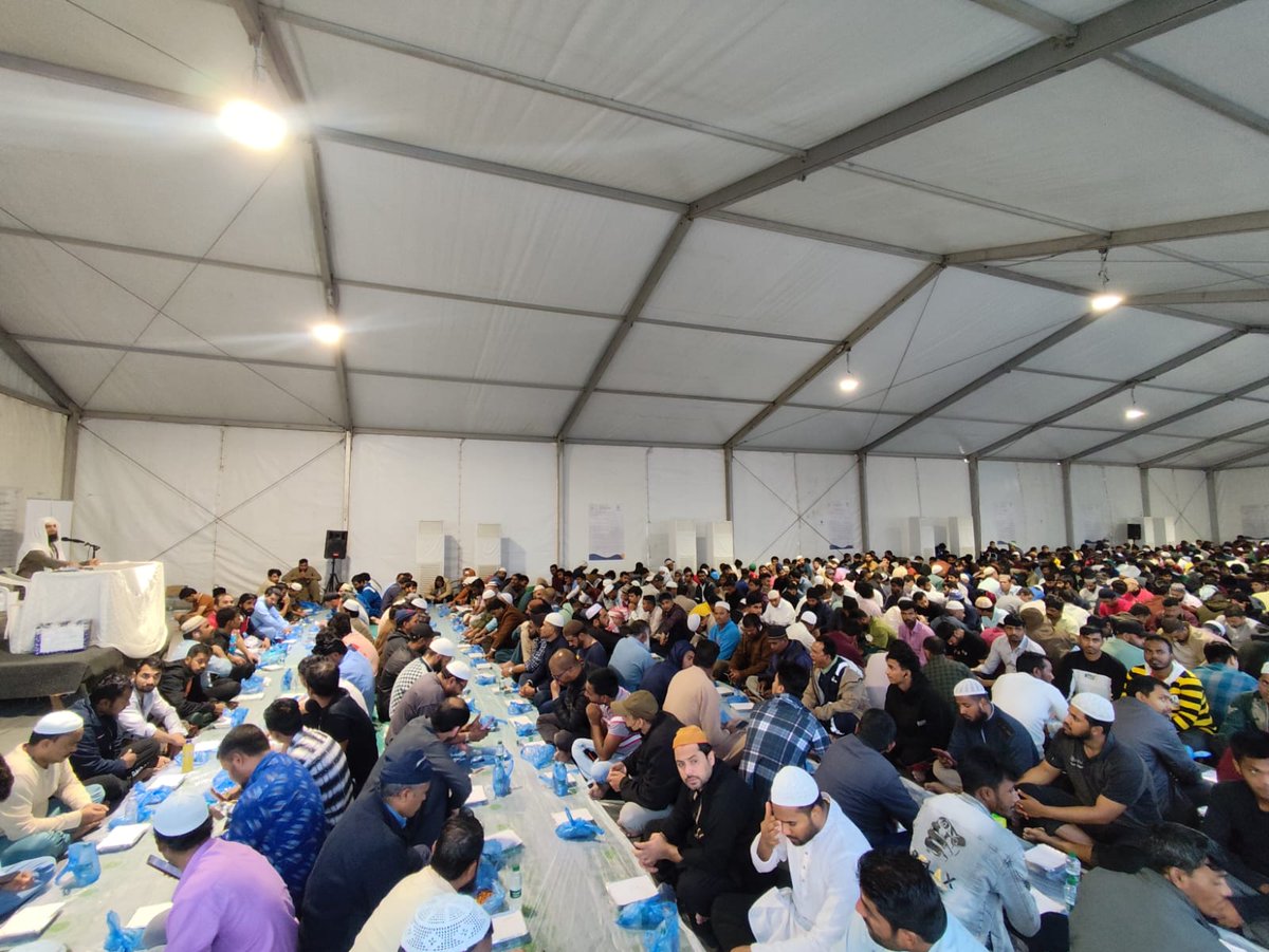 مخيم إفطار ودعوة برأس تنورة tweet media