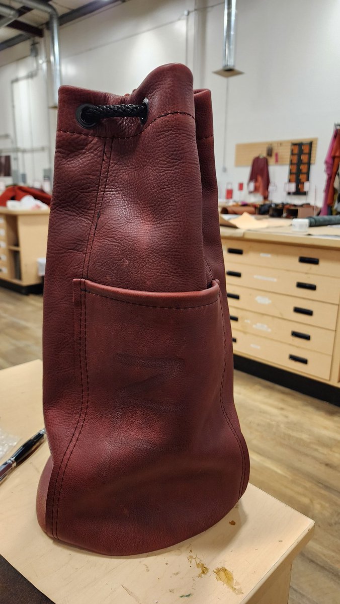 SquatchworX's tweet photo. Custom sized oil tanned #leather #dittybag made and delivered to a very happy customer this week. The #SquatchworX sister shop #Squatchworks has a few still in stock with more to be added in a variety of colours. https://t.co/a68WE2K9li