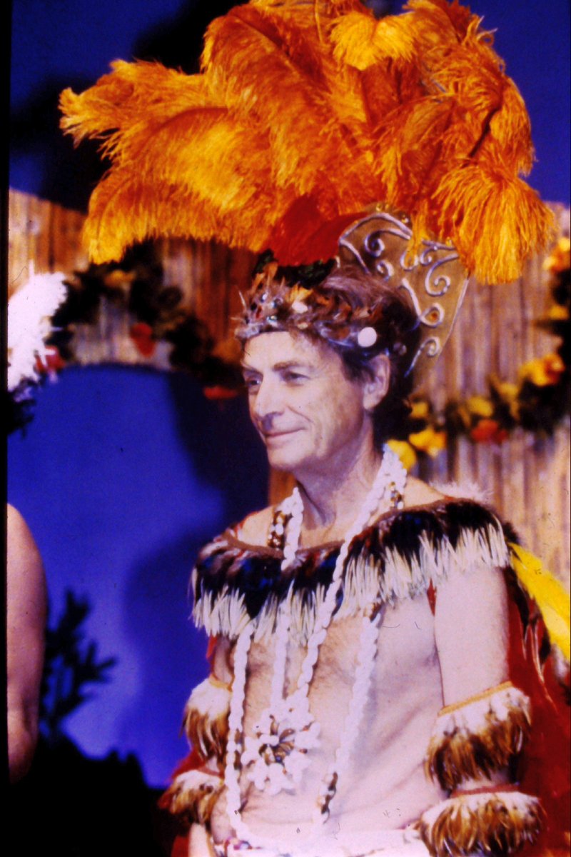 Paul Halpern tweet media