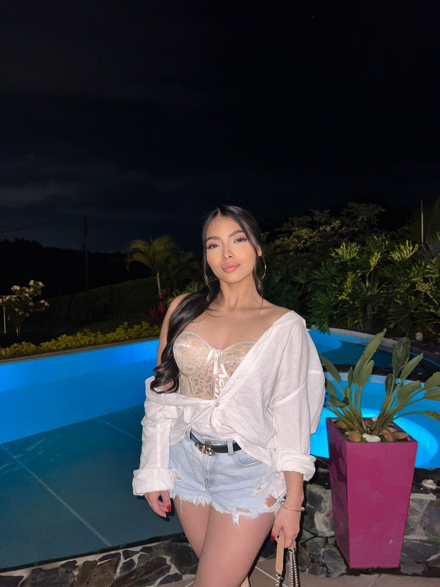 Catalina Velez tweet media