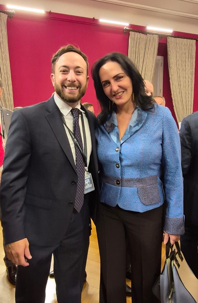 María Fernanda Cabal tweet media