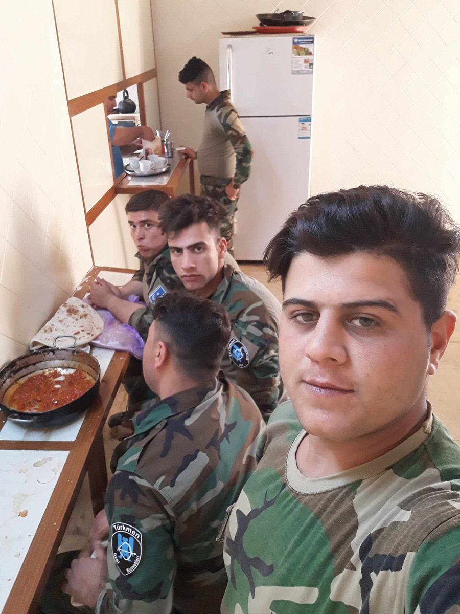 Kerkük’te çok büyük patlama gerçekleşti.

Türkmen gönüllü güçlerimizin bulunduğu karargâha yapılan roket saldırısında şehitlerimiz ve yaralılarımız var.

Türkmen gencimiz Yılmaz Seyfettin, gerçekleşen saldırıda şehit düşenler arasında.

Kerkük, savaş alanına çevrilmek isteniyor.