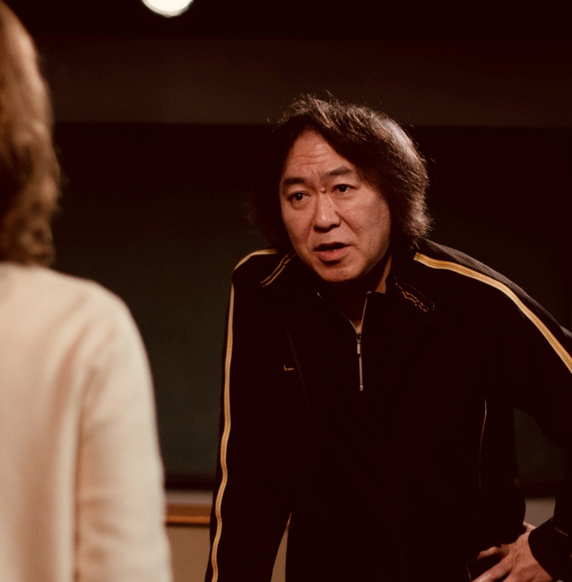 9-States
アイロニーの丘
沢山の応援有難うございました
名残惜しいですが
そろそろこちらに
シフトチェンジする時間です
ライオンパーマ
『正義の血が騒ぐ』
アイロニーで活躍した
2人の教師とホストが
刑事ドラマに出動です
違う味わいとなりそうですね
宜しく〜
＃アイロニーの丘
＃正義の血が騒ぐ