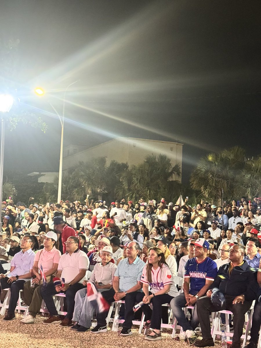 Elizabeth Mateo tweet media