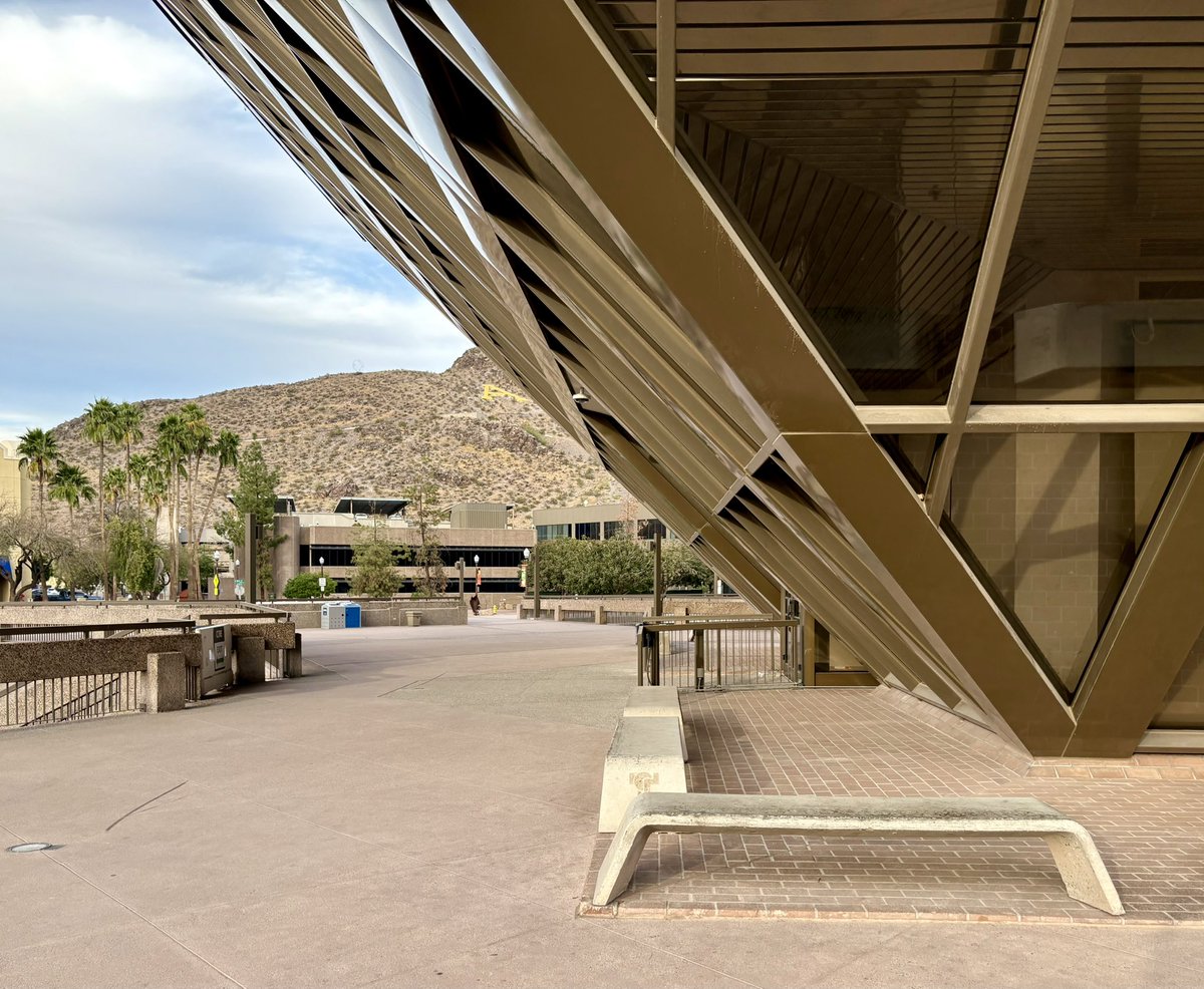 Midwest Modern tweet media