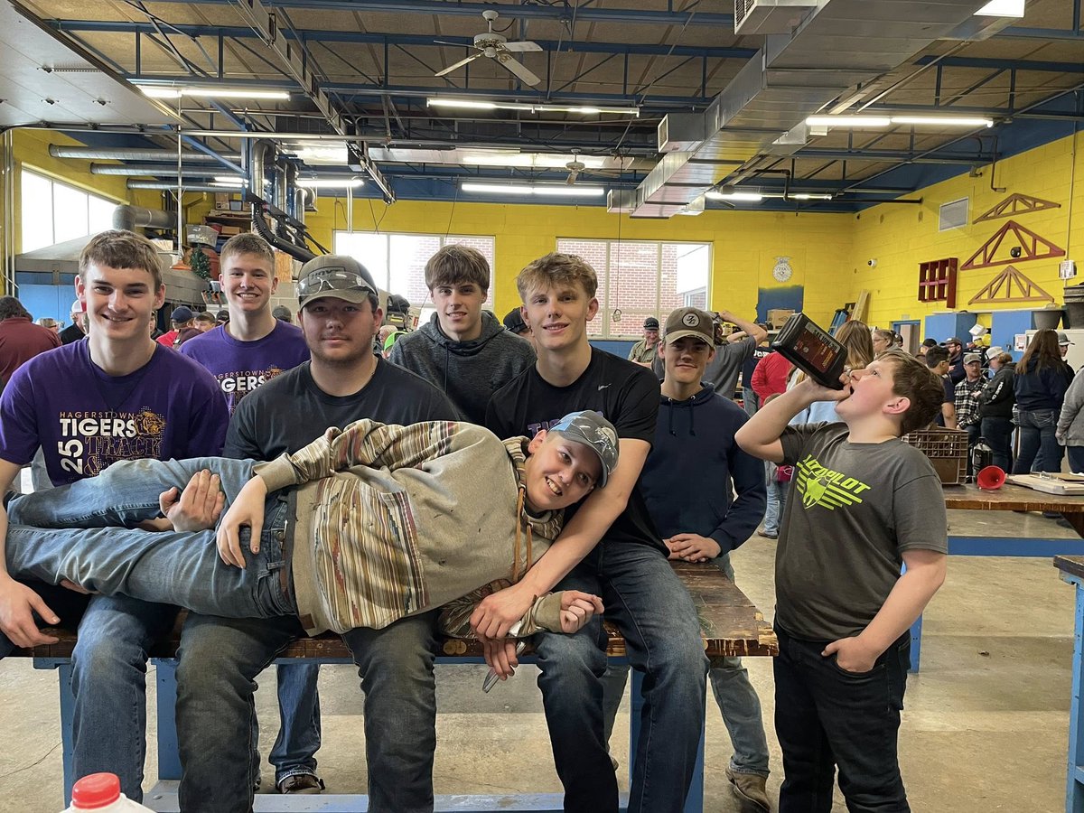 Emily Schaeffer tweet media