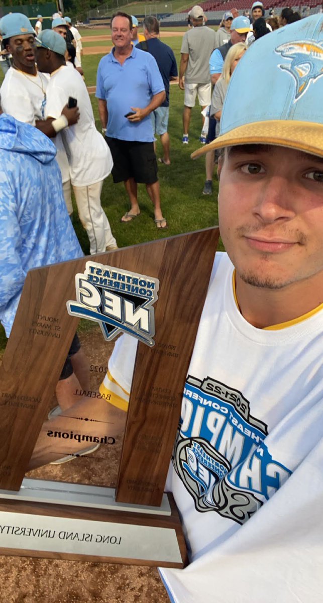 Shane Tucker tweet media