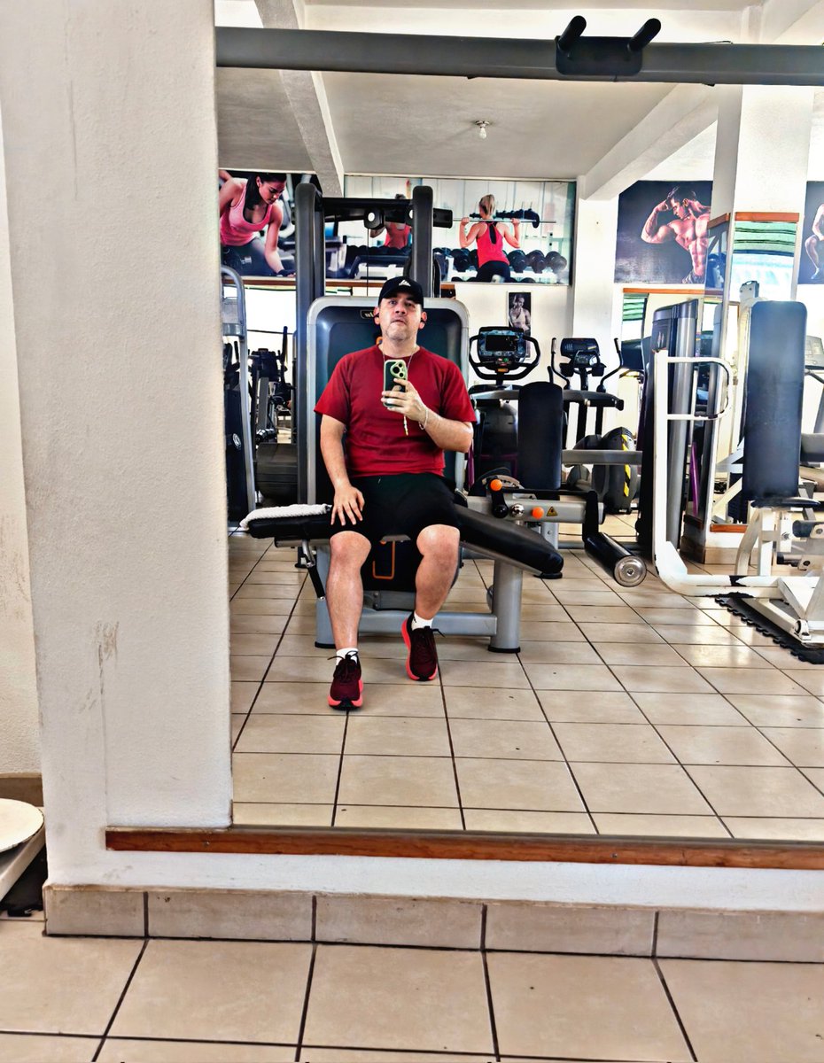 €®|©K!T¤ 🌈🔥🌊🌪 tweet media