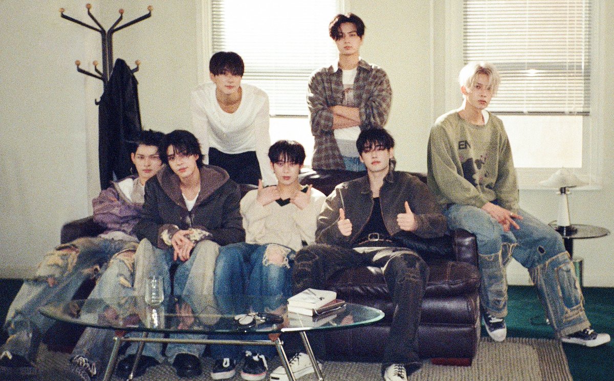 swthtsun's tweet photo. We hope for opportunities for HEESEUNG to explore solo activities while continuing in ENHYPEN.  

ENHYPEN IS SEVEN.
#엔하이픈은_일곱이다 #엔하이픈은_7명이다 
#엔하이픈_일곱을_지켜 #빌리프랩_설명해라 #PROTECT_ENHYPEN #ENHYPEN_IS_7
#BELIFTLABTREATENHYPENBETTER https://t.co/0O9BbONODX