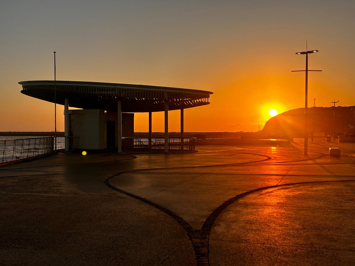 Prof Hlengani Mathebula tweet media