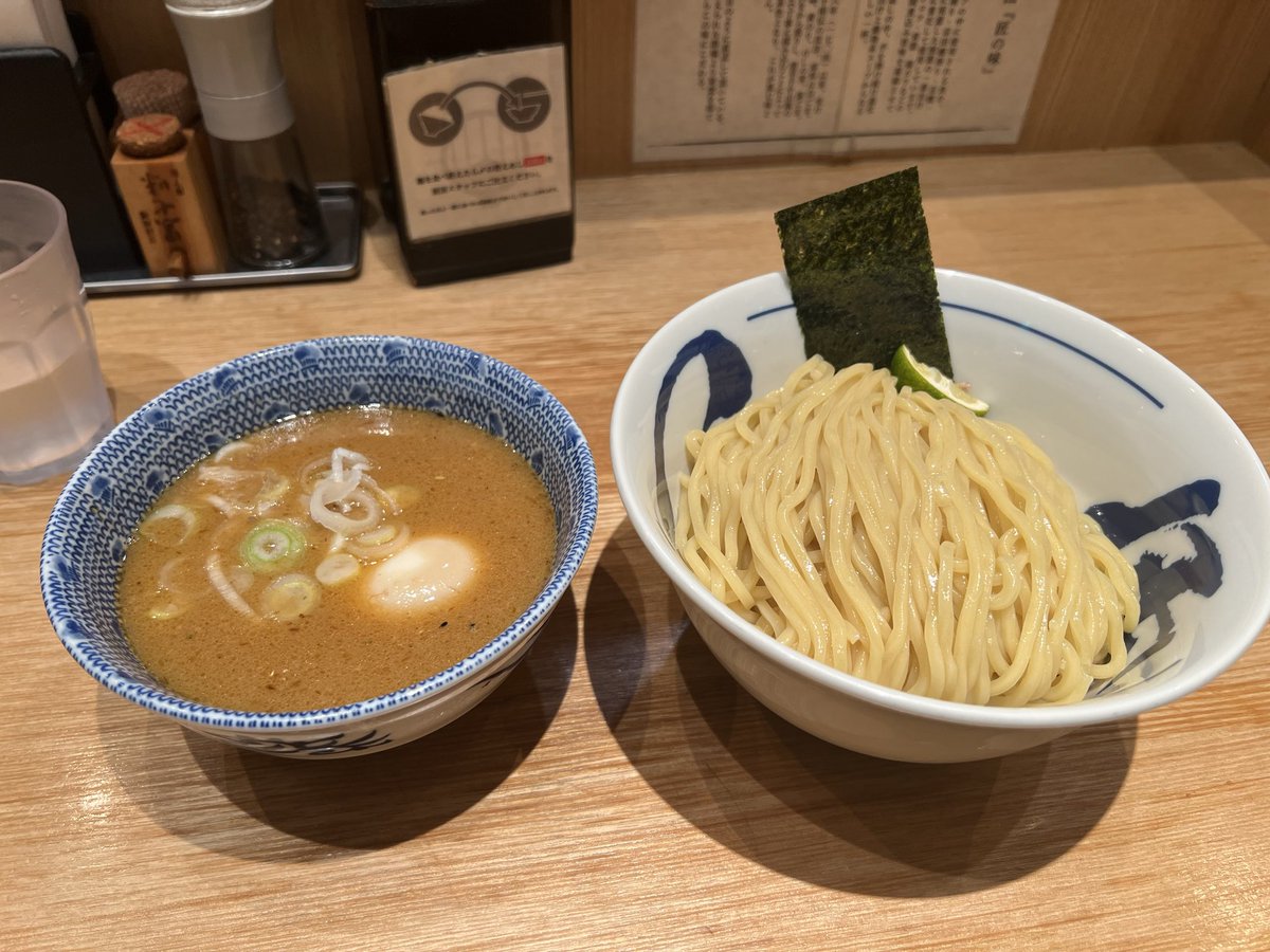 Falcons/mok tweet media