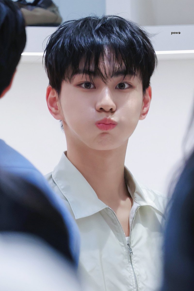 paw__jw's tweet photo. 260312 프라다

#엔하이픈 #ENHYPEN 
#정원 #JUNGWON #ジョンウォン https://t.co/0BYftiq7Uz