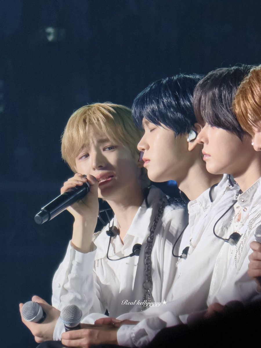 ° . * real_kellyyyyy °. * tweet media