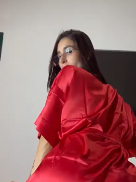 izzy crowe-stead tweet media