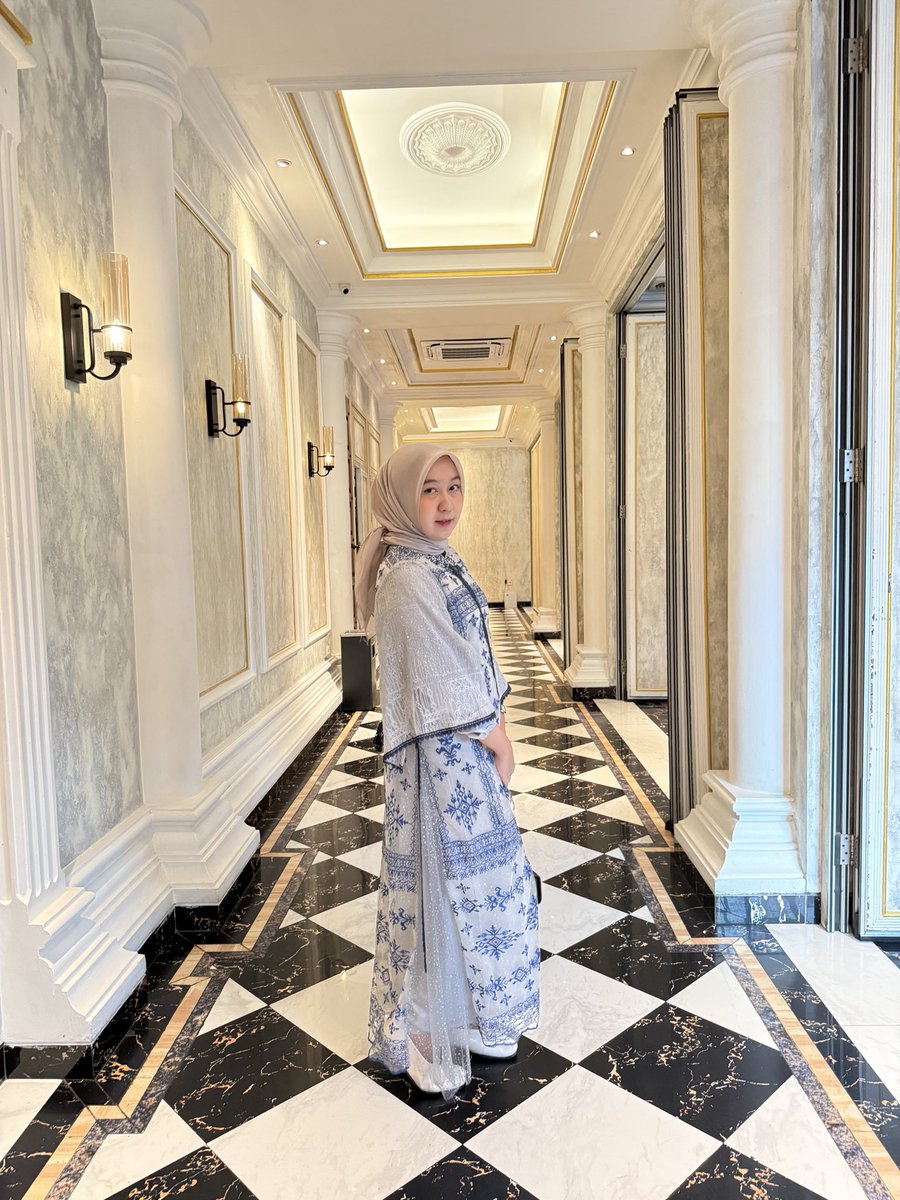 juliy 🐾 tweet media