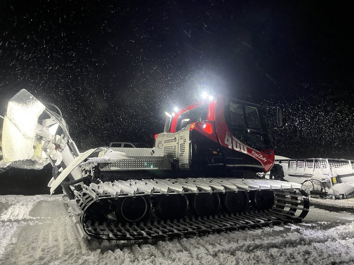 THE Pontiac Aztek University tweet media