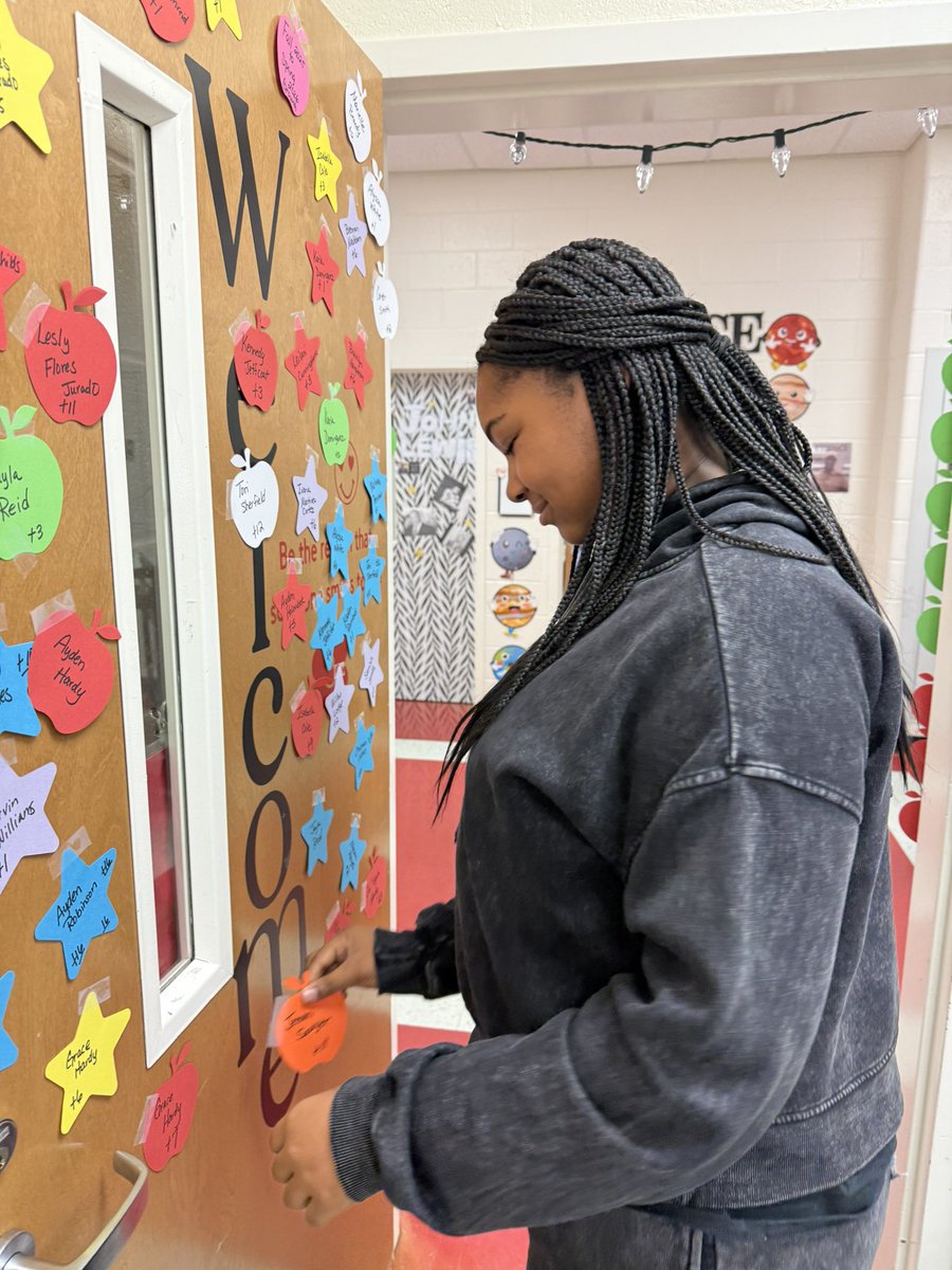 WoodlandMiddle_HCS tweet media